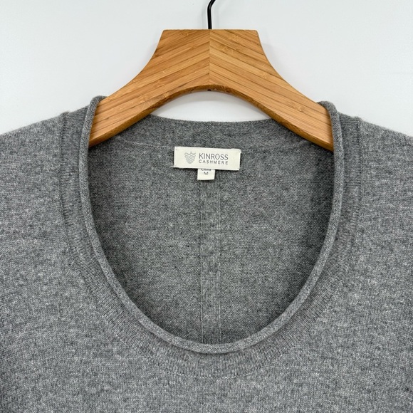 Kinross Cashmere Long Sleeve Scoop Neck Sweater Rolled Edge in Gray Size M - Picture 2 of 8